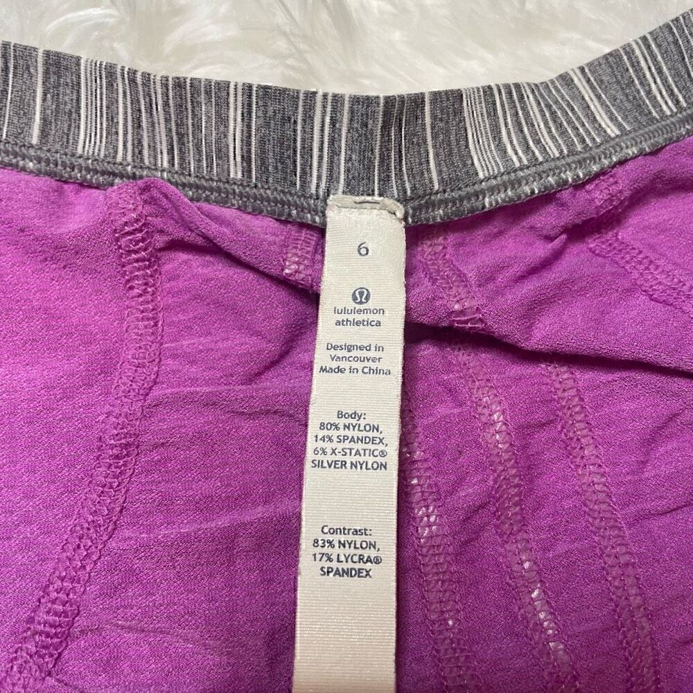 Lululemon Tshirt Top Run Energy Purple Womens Size 6 Vneck Stretch Lightweight - Picture 4 of 8
